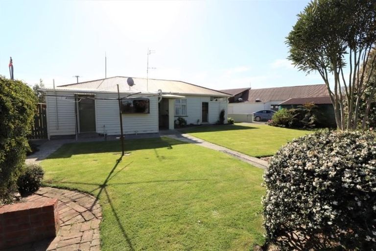 Photo of property in 8 Market Street, Leeston, 7632