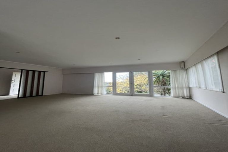 Photo of property in 70 Mountbatten Avenue, Hillcrest, Auckland, 0627