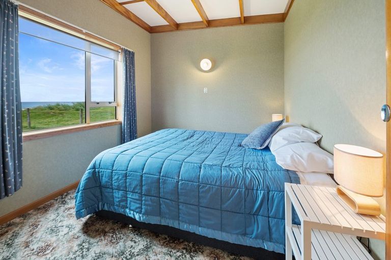 Photo of property in 511 Waikawa-curio Bay Road, Curio Bay, Tokanui, 9884