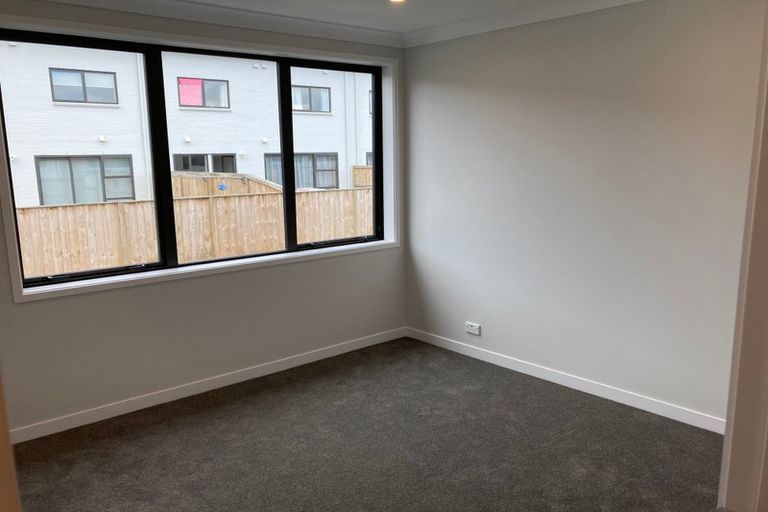 Photo of property in 19c O'meara Street, Swanson, Auckland, 0614