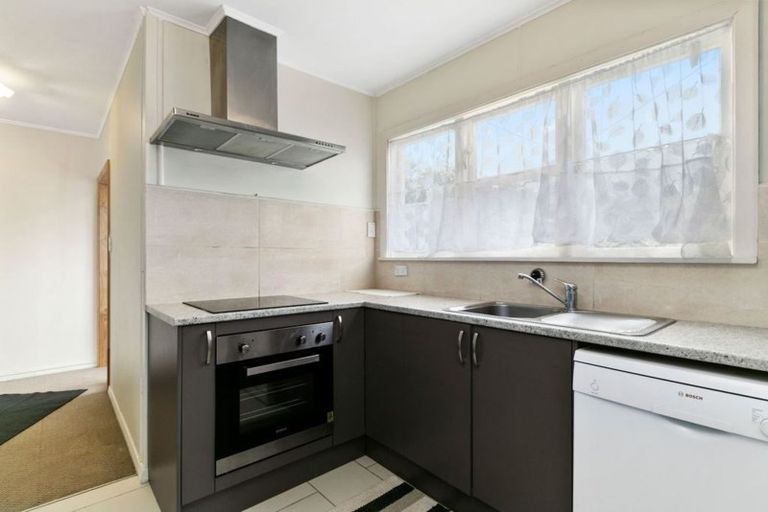 Photo of property in 21-22 Trevethick Grove, Woburn, Lower Hutt, 5010