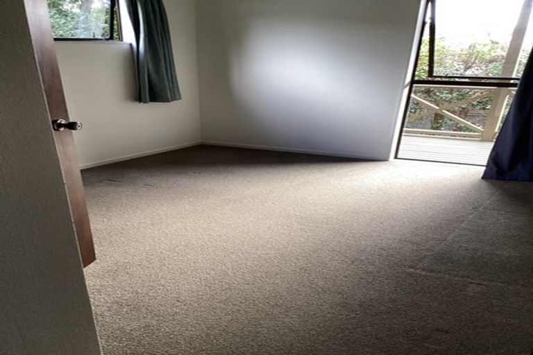 Photo of property in 3/13 Aorangi Place, Birkenhead, Auckland, 0626