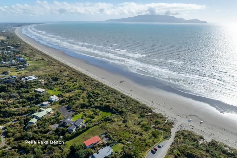 Photo of property in 39 Paetawa Road, Peka Peka, Waikanae, 5391