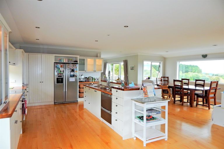 Photo of property in 204 Rangitane Road, Kerikeri, 0294