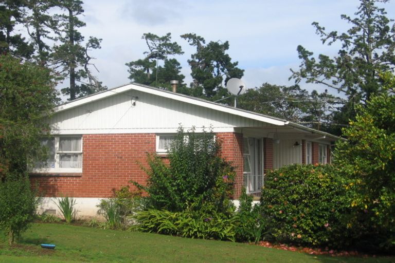 Photo of property in 13 Red Hill Road, Red Hill, Papakura, 2110