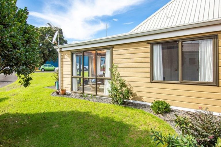 Photo of property in Puriri Village, 8/3 Puriri Street, Mount Maunganui, 3116