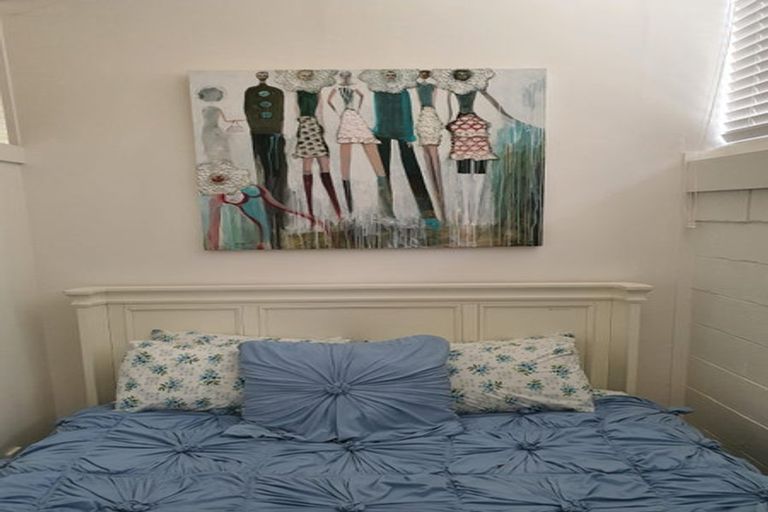 Photo of property in 44 Napier Road, Havelock North, 4130