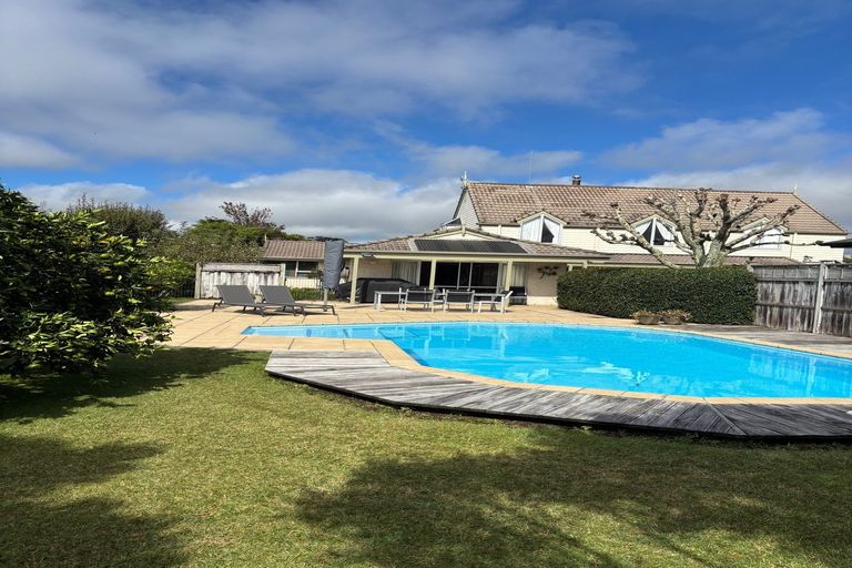 Photo of property in 25 Bowen Street, Cambridge, 3434