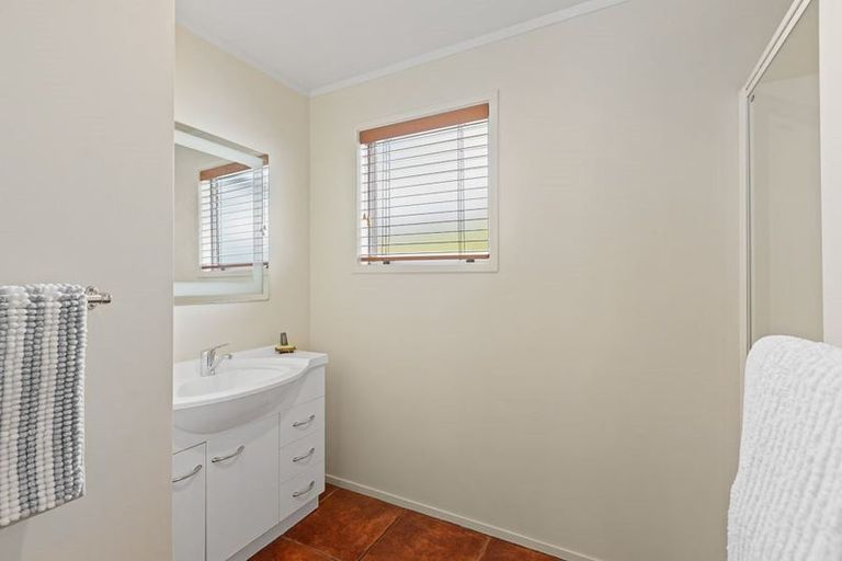 Photo of property in 92 Dennis Road, Kaipara Flats, Warkworth, 0981