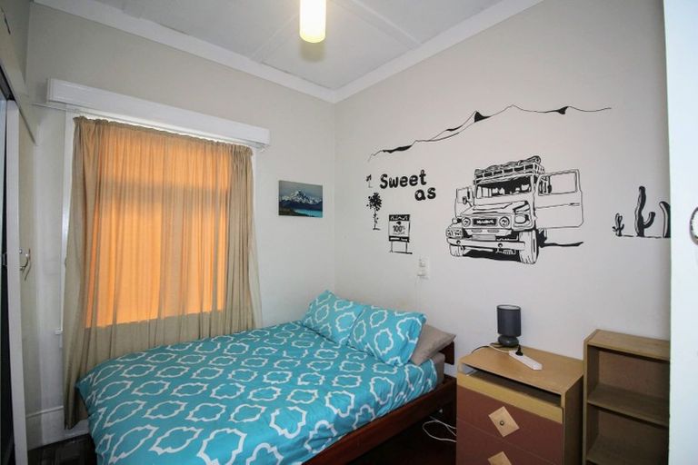 Photo of property in 48a Ambler Avenue, Glen Eden, Auckland, 0602