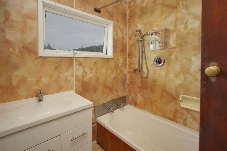 Photo of property in 22 Hampden Street, Murchison, 7007