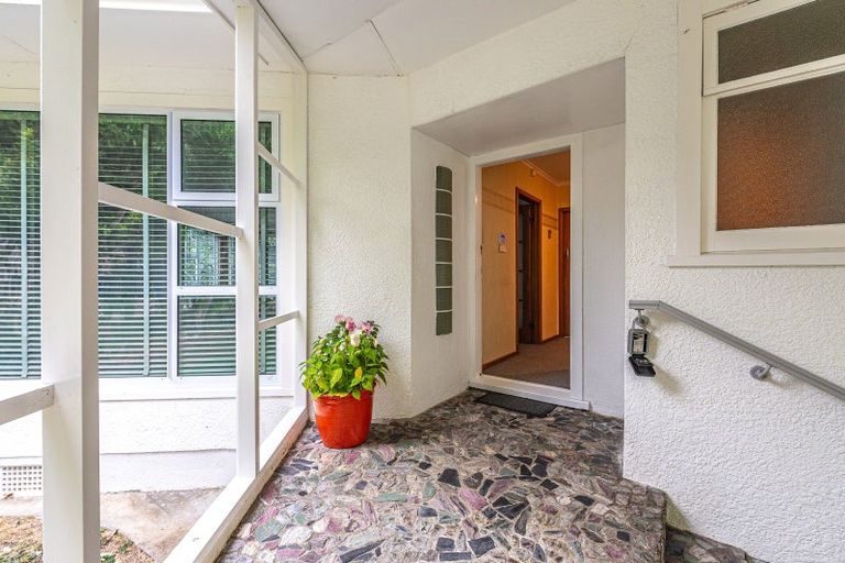 Photo of property in 5 Durie Vale Road, Durie Hill, Whanganui, 4500