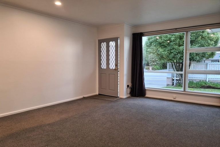 Photo of property in 2/186a Wairakei Road, Bryndwr, Christchurch, 8053