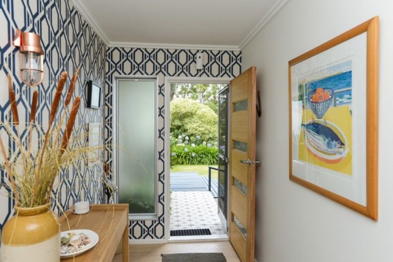 Photo of property in 138 Seafield Road, Eskdale, Napier, 4182