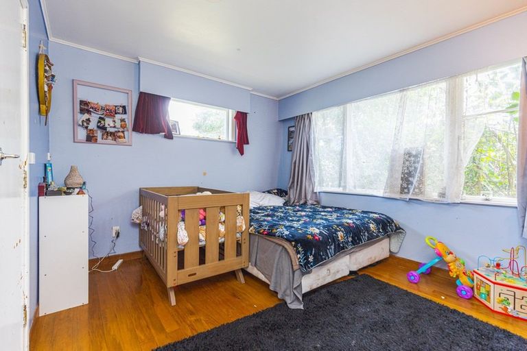 Photo of property in 215 Puriri Street, Castlecliff, Whanganui, 4501