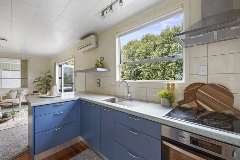 Photo of property in 2/31 Maratahu Street, Westown, New Plymouth, 4310