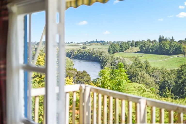 Photo of property in 45 Balfour Crescent, Riverlea, Hamilton, 3216