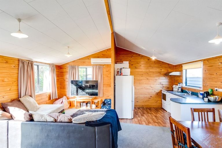 Photo of property in 42 Bledisloe Road, Maraenui, Napier, 4110