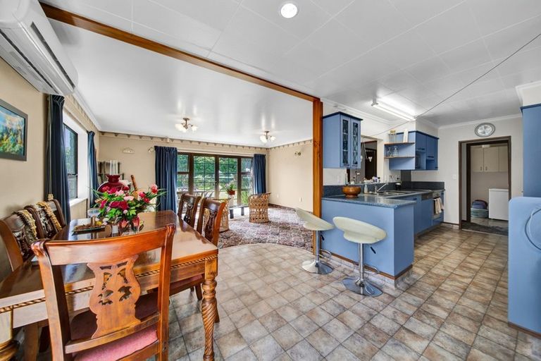 Photo of property in 17 Weld Street, Normanby, Hawera, 4614