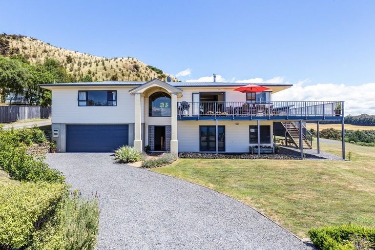 Photo of property in 33 Turangitukua Terrace, Kuratau, Turangi, 3381