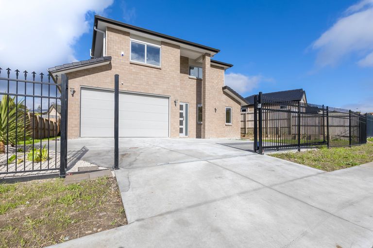 Photo of property in 49 Sari Place, Massey, Auckland, 0614