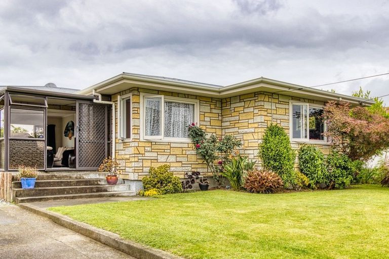 Photo of property in 83 Masefield Avenue, Maraenui, Napier, 4110