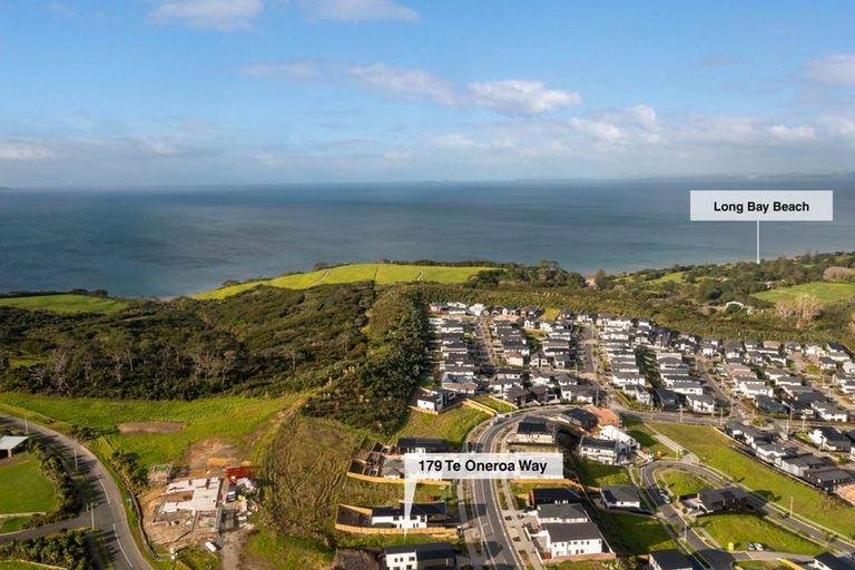 Photo of property in 179 Te Oneroa Way, Long Bay, Auckland, 0630