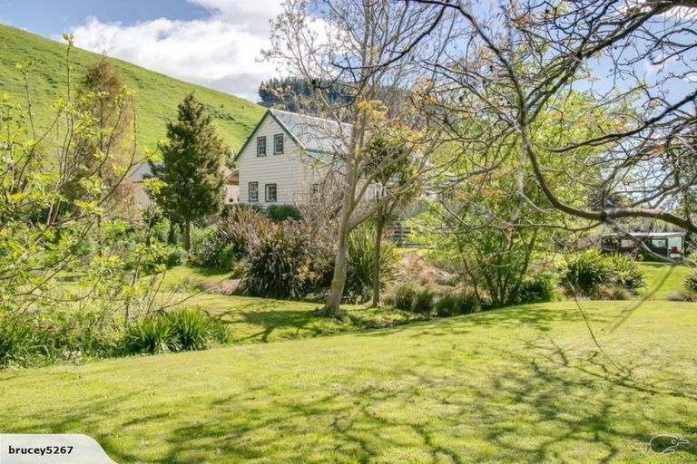 Photo of property in 2269 State Highway 2, Te Hauke, Hastings, 4178