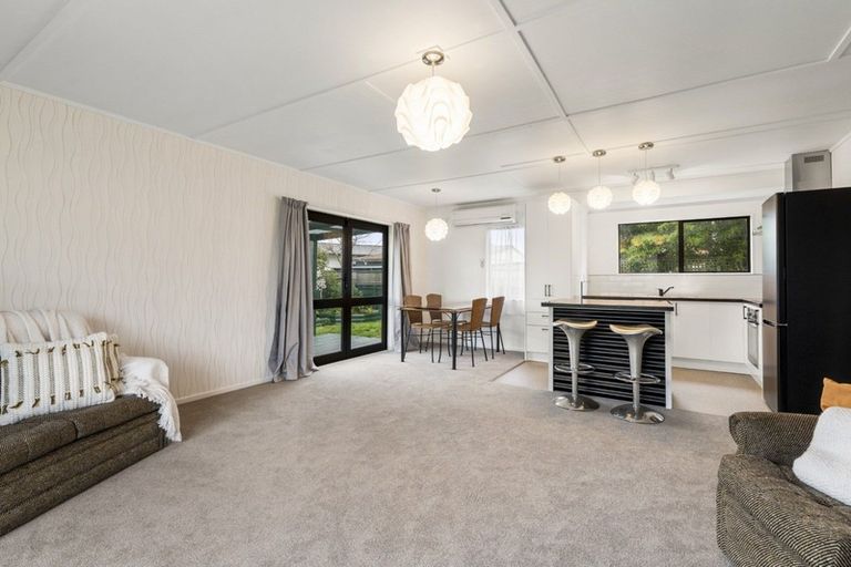 Photo of property in 41d Kawaha Point Road, Fairy Springs, Rotorua, 3015