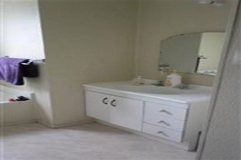 Photo of property in 59 Pah Road, Cockle Bay, Auckland, 2014