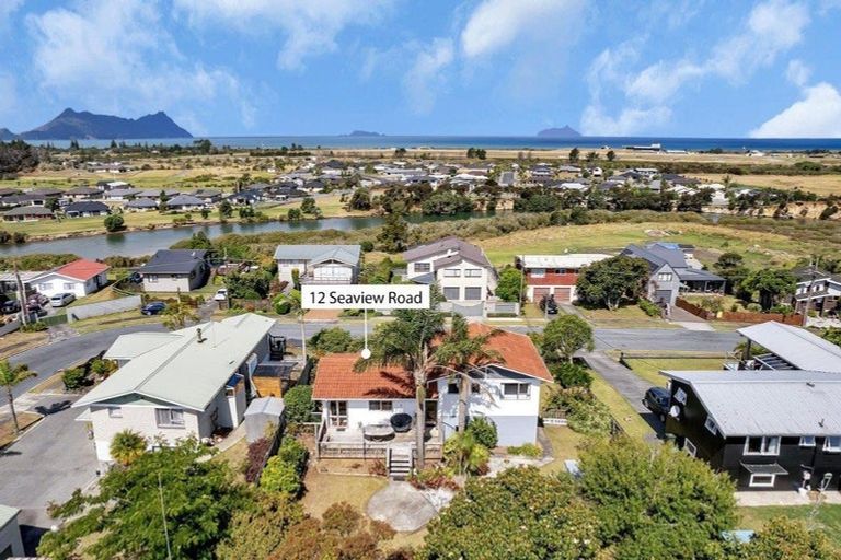 Photo of property in 12 Seaview Road, Ruakaka, 0116
