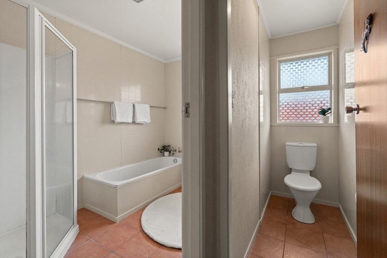 Photo of property in 27 Meadowland Street, Matua, Tauranga, 3110