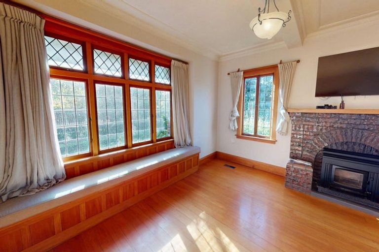 Photo of property in 10 Saint Johns Avenue, Palmerston North, 4414