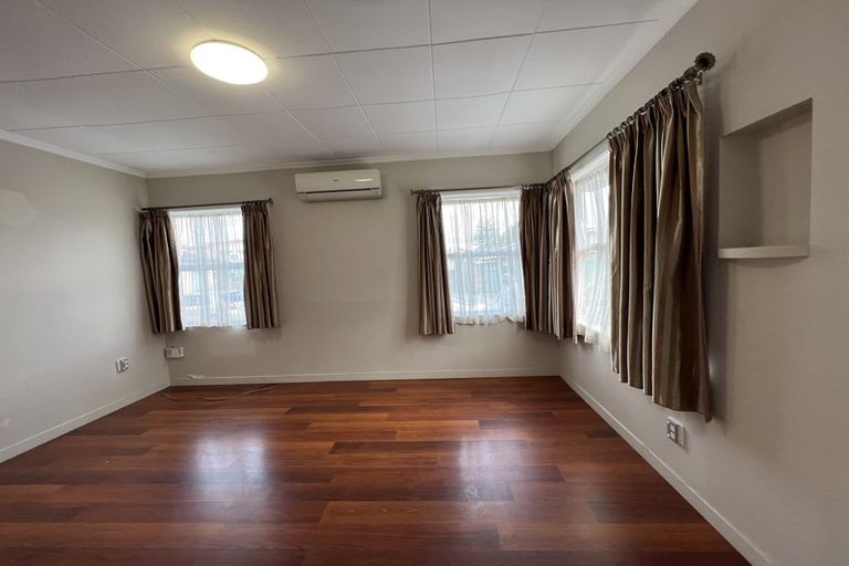 Photo of property in 2/50 Huia Road, Papatoetoe, Auckland, 2025