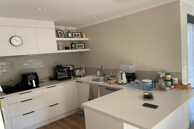 Photo of property in 92 Pakanga Grove, Pyes Pa, Tauranga, 3112