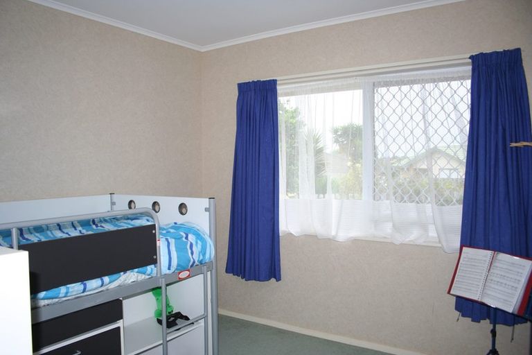 Photo of property in 5 Diana Place, Ranui, Auckland, 0612