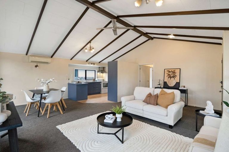 Photo of property in 2/42 Heywood Terrace, Richmond, Christchurch, 8013