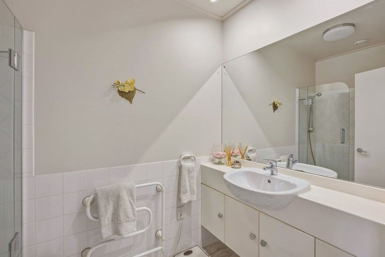 Photo of property in 7/27 Shelbourne Street, Nelson, 7010