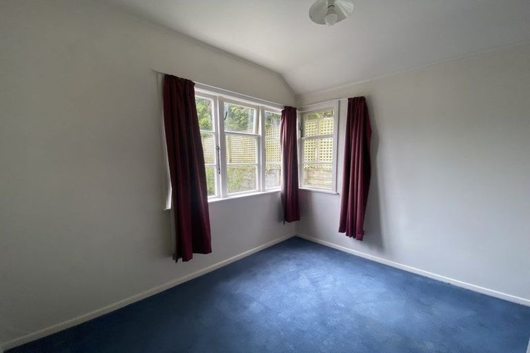 Photo of property in 21 Warwick Street, Wilton, Wellington, 6012