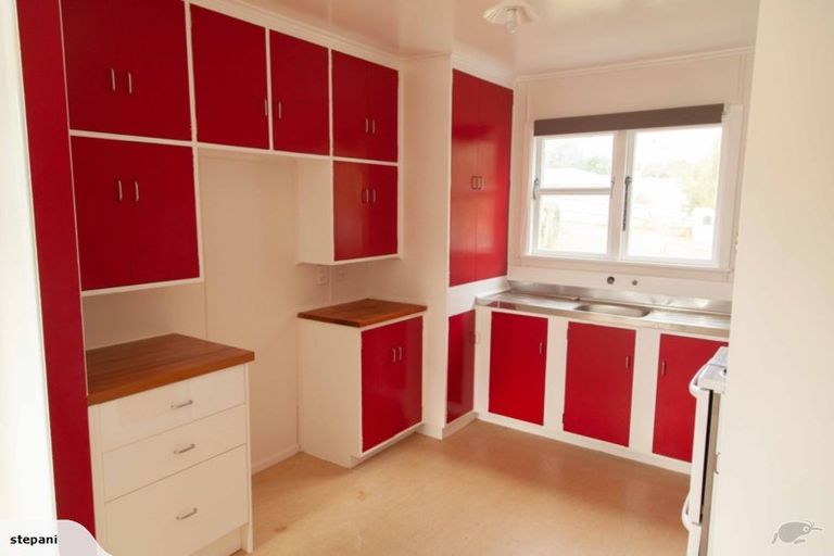 Photo of property in 44-46 Waihemo Street, Waitangirua, Porirua, 5024