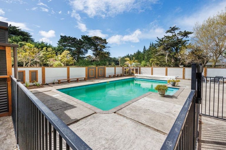 Photo of property in 440 Stoney Creek Road, Kelvin Grove, Palmerston North, 4470