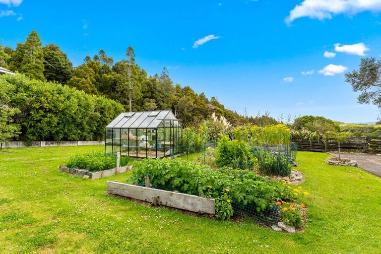 Photo of property in 87 M Greenwood Road, Leigh, 0972