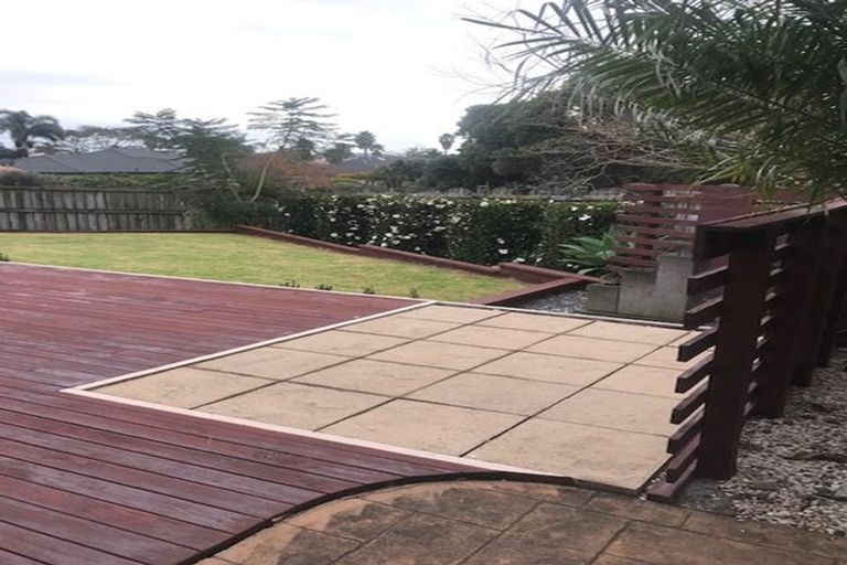 Photo of property in 6 Jim Rhind Place, Pahurehure, Papakura, 2113