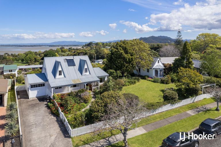 Photo of property in 4 Adela Stewart Drive West, Athenree, Katikati, 3177