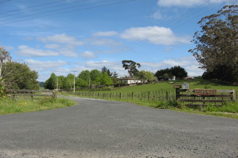 Photo of property in 745 Kaipara Flats Road, Kaipara Flats, Warkworth, 0981