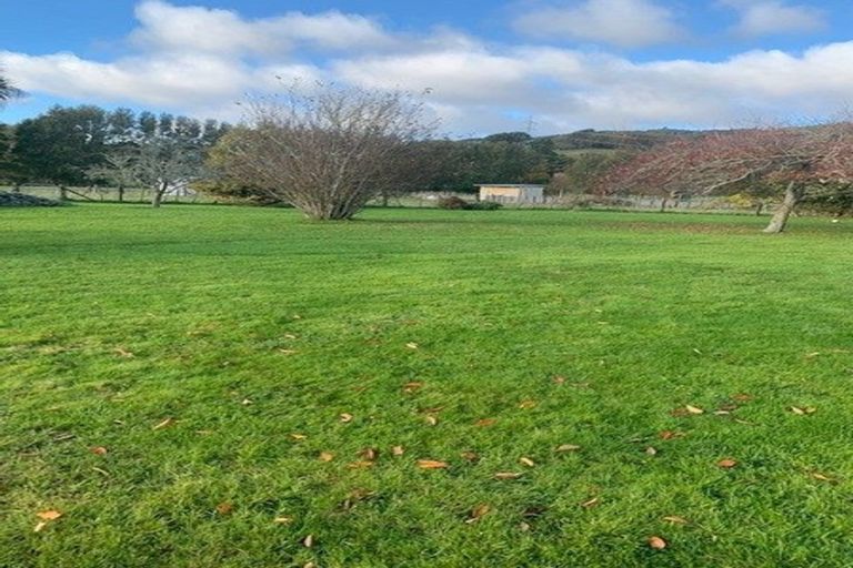 Photo of property in 27 Terrace Road, Reikorangi, Waikanae, 5391