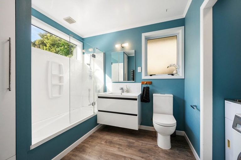 Photo of property in 144 Parkvale Road, Karori, Wellington, 6012