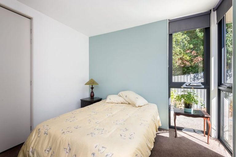 Photo of property in 3 Plumwood Lane, Cashmere, Christchurch, 8022