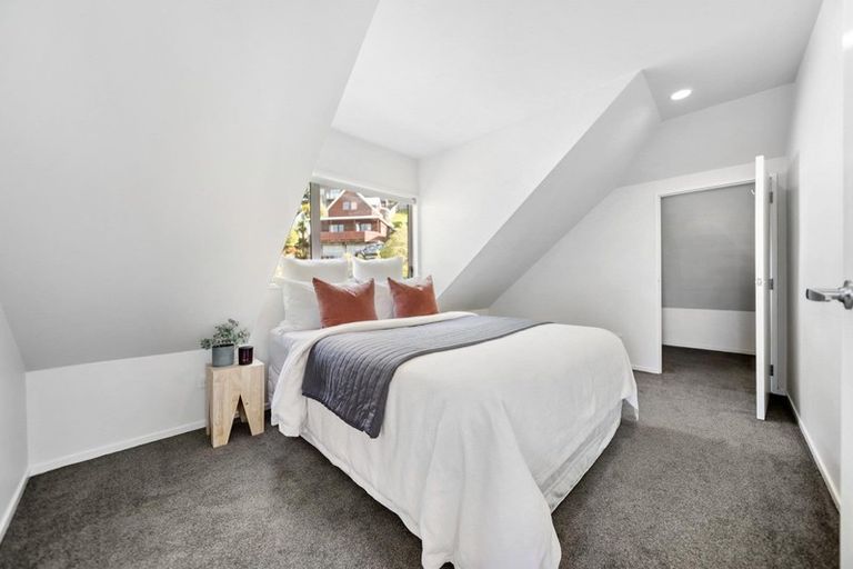 Photo of property in 4a Dart Place, Fernhill, Queenstown, 9300