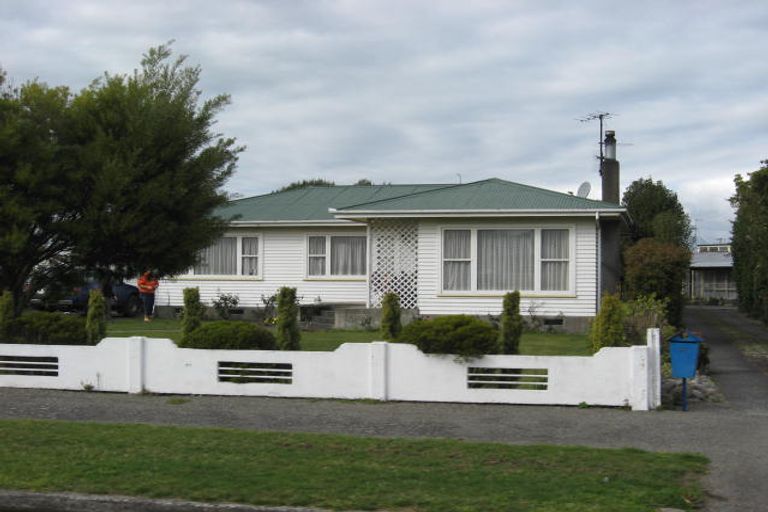 Photo of property in 11 Derby Street, Solway, Masterton, 5810